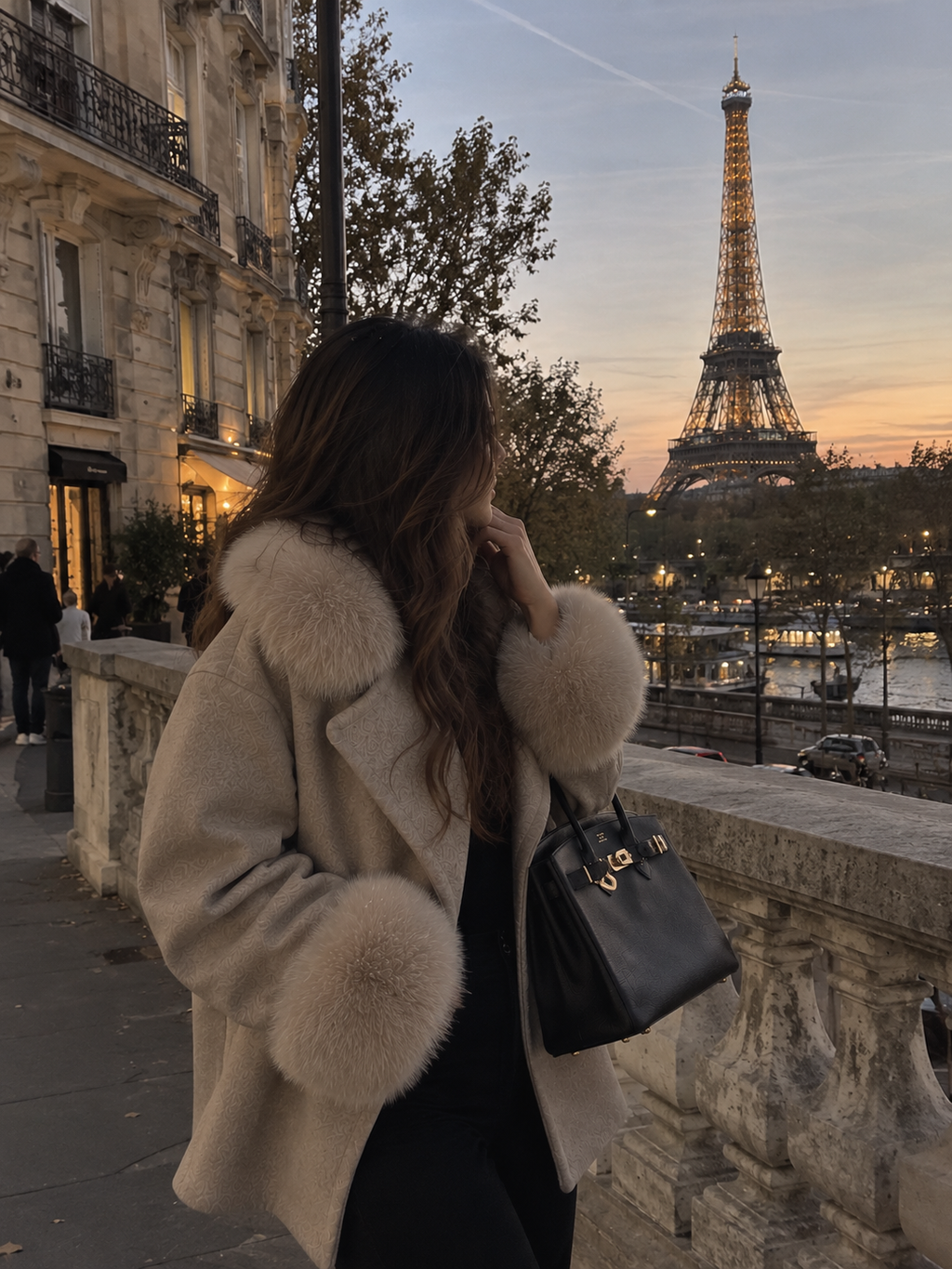 LE PARIS